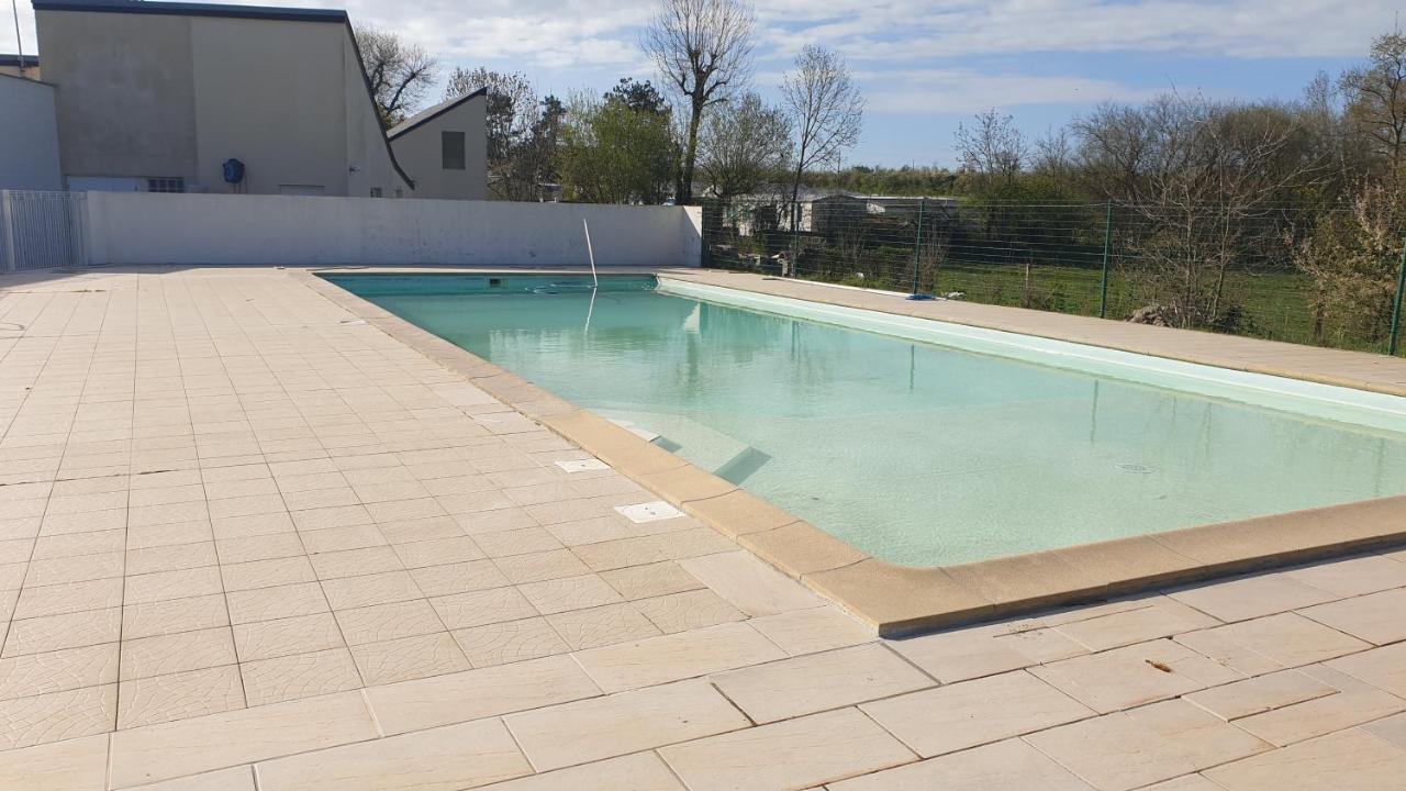 Sylvie Proprietaire Du Mobil-Home سان-بير-سور-مير المظهر الخارجي الصورة